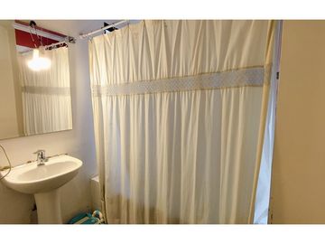 SE VENDE CASA VILLA FREI 4D/3B ÑUÑOA
