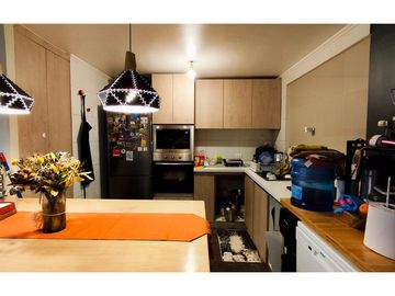 SE VENDE CASA VILLA FREI 4D/3B ÑUÑOA