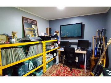 SE VENDE CASA VILLA FREI 4D/3B ÑUÑOA