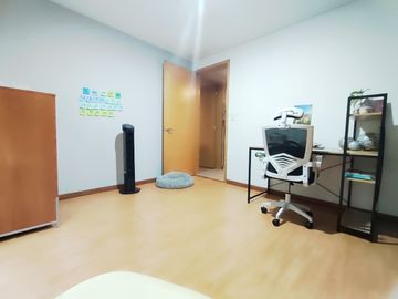 DEPARTAMENTO EN VENTA A ESPALDAS DE CENTRO MAYOR ZONA ZAVALETA!