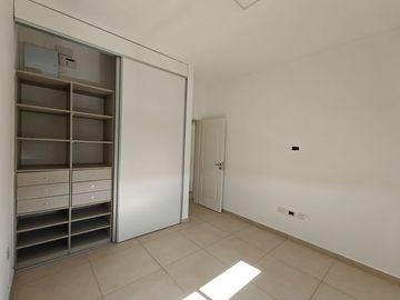 Casa con pileta en Santa Elena Pilar del Este