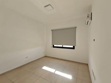 Casa con pileta en Santa Elena Pilar del Este
