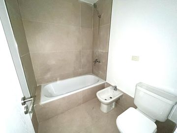 Departamento con Jardin en Complejo Prana San Isidro