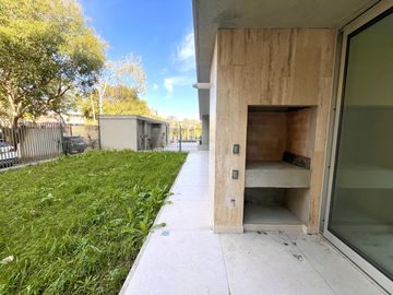 Departamento con Jardin en Complejo Prana San Isidro