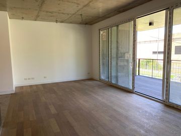 CASA LIVING- Departamento en venta en Las Lomas de San Isidro.