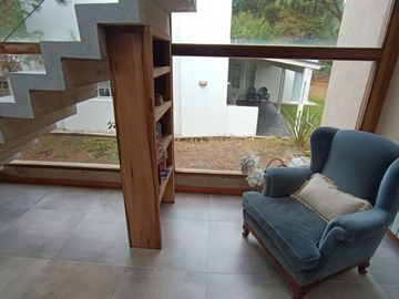 Casa en venta - 5 Dormitorios 4 Baños - Pinamar