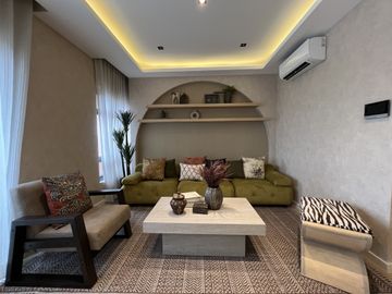 4 Storey Townhouse w/4 Bedrooms For Sale in Cubao Quezon City-EA