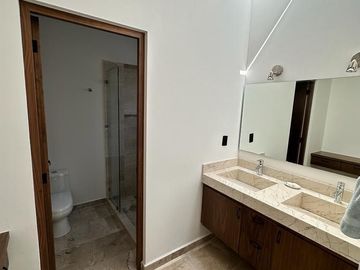 Casa venta En cumbres del Lago Juriquilla