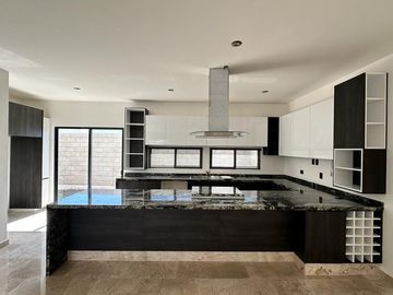 Casa venta En cumbres del Lago Juriquilla