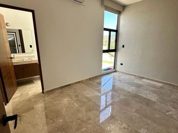 Casa venta En cumbres del Lago Juriquilla