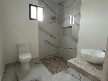 🏡✨ Residencia de Lujo en Jardines de la Rejoyada