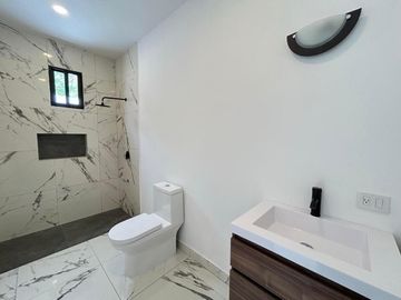🏡 Residencia de lujo de Una Planta en Venta
