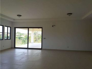 Venta de casa en San Carlos (Hacienda Pacífica) GTA