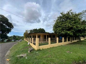 SE VENDE CASA DE 3 REC.Y TERRENO EN EL ESPINO, DE LA CHORRERA(FT3U)