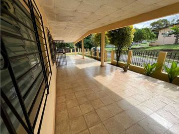 SE VENDE CASA DE 3 REC.Y TERRENO EN EL ESPINO, DE LA CHORRERA(FT3U)