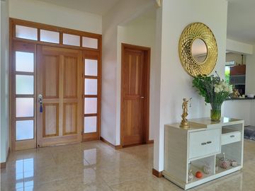 VENTA HERMOSA CASA ESTILO TRADICIONAL EN CERRITOS PEREIRA