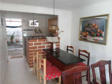 Venta de casa unifamiliar independiente en Molinares, Bello