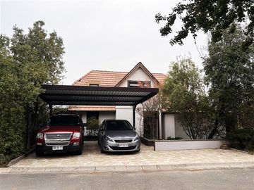 Casa en Venta en Alto Macul y Avda. Las Perdices