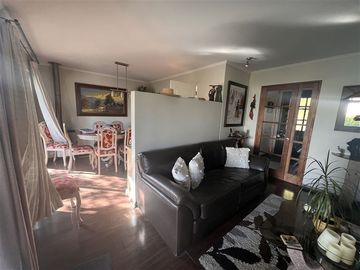 Casa en Venta en Alto Macul y Avda. Las Perdices