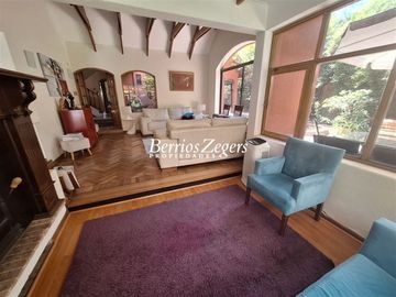 Casa en Venta en Las Condesas/La Fuente