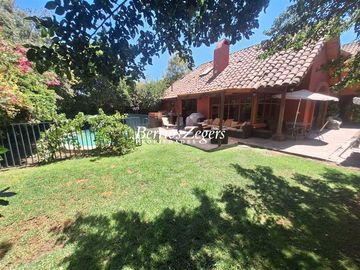 Casa en Venta en Las Condesas/La Fuente