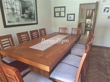 Casa en Venta en Las Condesas/La Fuente