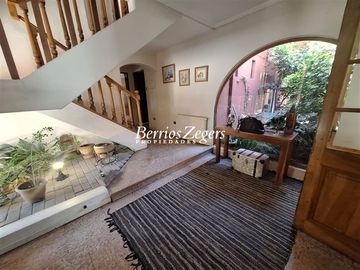 Casa en Venta en Las Condesas/La Fuente