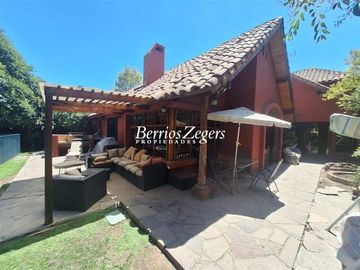 Casa en Venta en Las Condesas/La Fuente