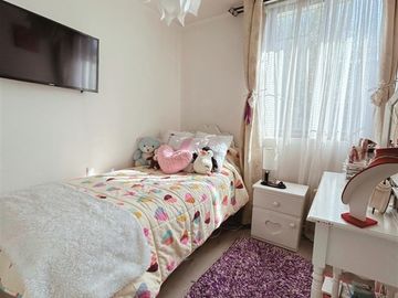 Casa en Venta en Barrio el Rosal de Vespucio, Maipú