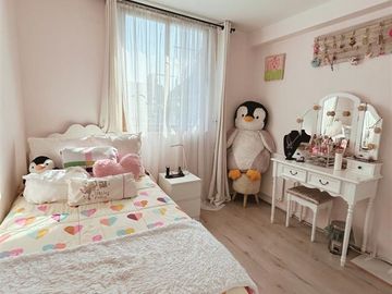 Casa en Venta en Barrio el Rosal de Vespucio, Maipú