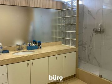 LINDO DEPARTAMENTO EN VENTA CON LA MEJOR VISTA AL MAR 4 DORMS