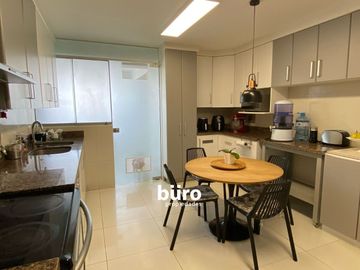 LINDO DEPARTAMENTO EN VENTA CON LA MEJOR VISTA AL MAR 4 DORMS