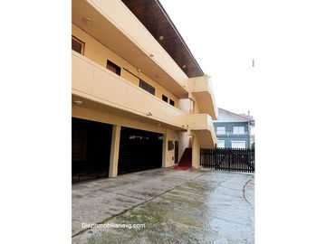 OPORTUNIDAD !! Venta Departamento 2 amb zona centro, cochera