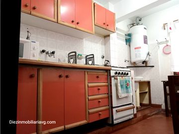 OPORTUNIDAD !! Venta Departamento 2 amb zona centro, cochera