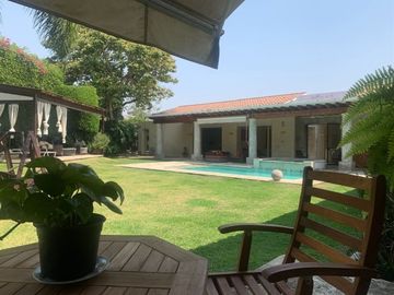 RENTA RESIDENCIA EN CUERNAVACA EN SUMIYA