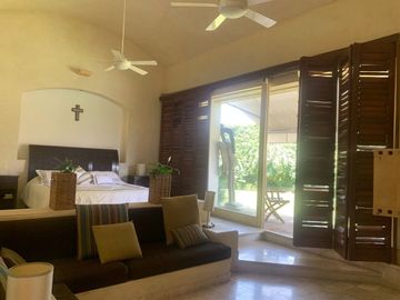 RENTA RESIDENCIA EN CUERNAVACA EN SUMIYA