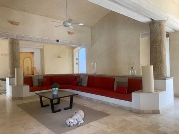 RENTA RESIDENCIA EN CUERNAVACA EN SUMIYA