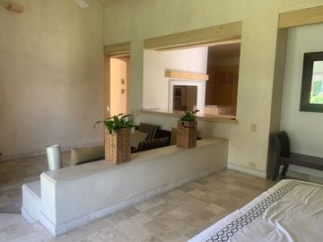 RENTA RESIDENCIA EN CUERNAVACA EN SUMIYA