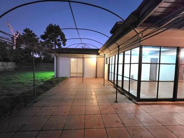 Vende Casa en Condiminio Villa Alemania  Los Ángeles.