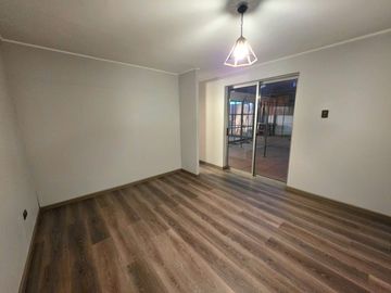 Vende Casa en Condiminio Villa Alemania  Los Ángeles.