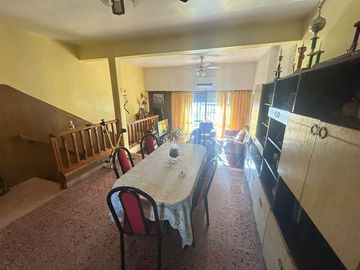 Casa PH en venta en Wilde Oeste