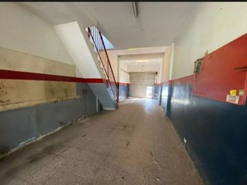 VENTA DOS LOCALES EN BLOQUE LAS LOMAS SAN ISIDRO