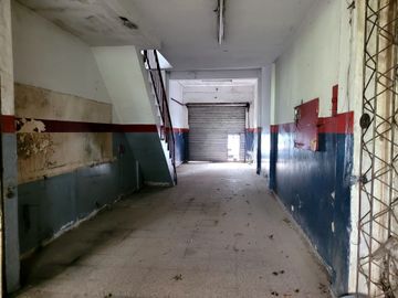 VENTA DOS LOCALES EN BLOQUE LAS LOMAS SAN ISIDRO