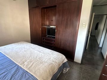 Casa en venta de 4 dormitorios c/ cochera en Villa Nueva