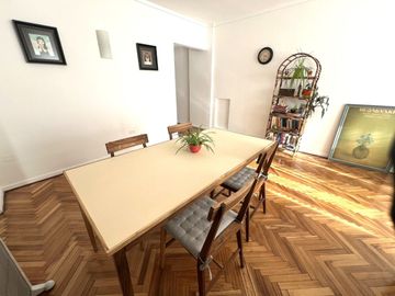DEPARTAMENTO 4 AMBIENTES  CON DEPENDENCIA  BALCON
