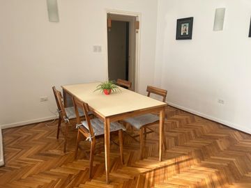 DEPARTAMENTO 4 AMBIENTES  CON DEPENDENCIA  BALCON