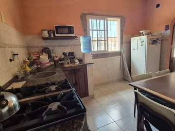 VENTA CASA 3 AMB  LOS ALAMOS 300 m2 APTO CREDITO