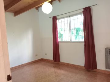 CASA 5 AMBIENTES - OPORTUNDAD