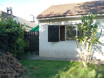 CASA 5 AMBIENTES - OPORTUNDAD