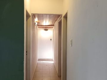 CASA 5 AMBIENTES - OPORTUNDAD